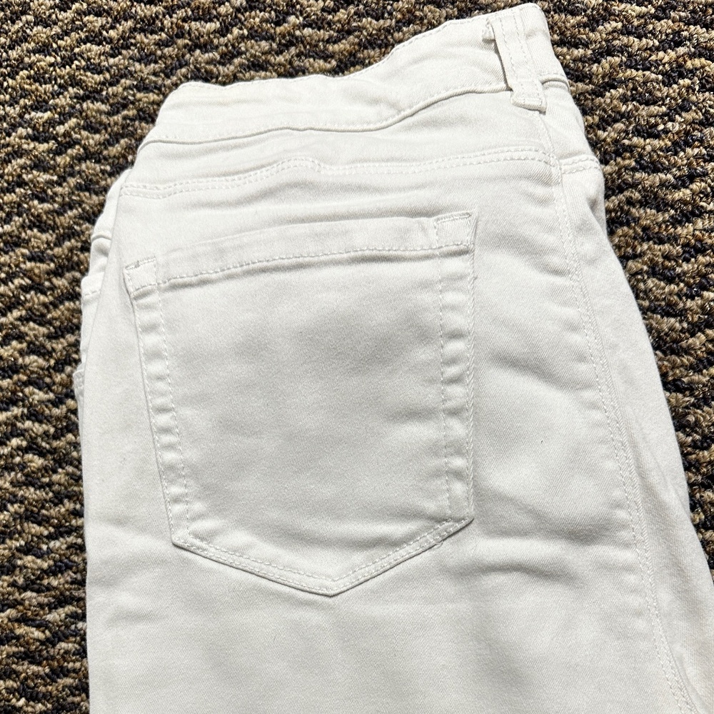 White skinny jean 6
